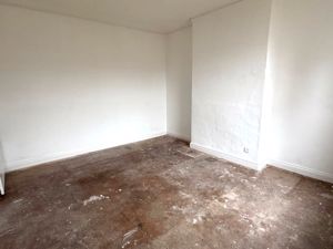 Photo 1- click for photo gallery